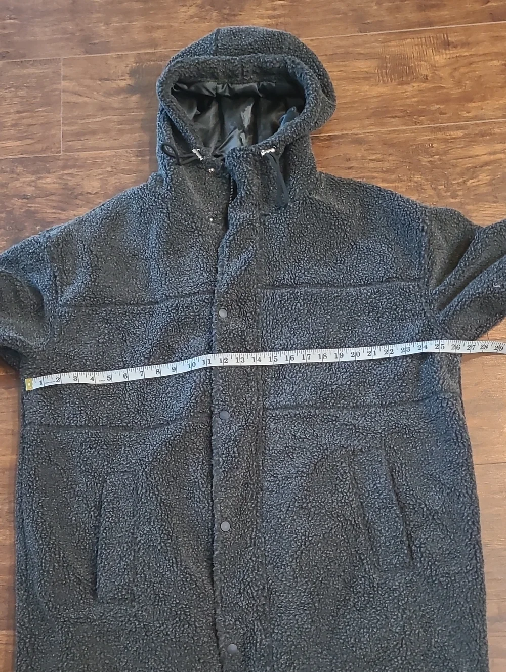 Urban Outfitters Gray Sherpa Coat With Attached Hood Pockets Fully Lines Size M